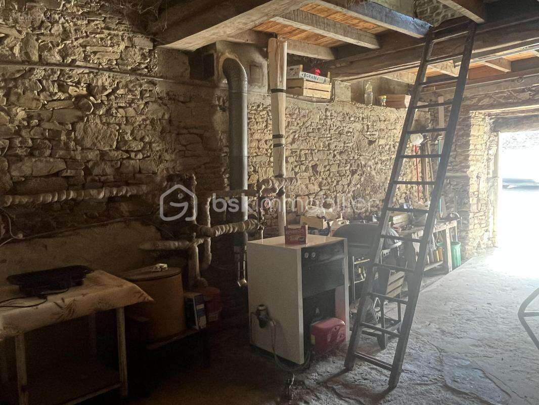 jolie maison dans petit hameau - photo 4