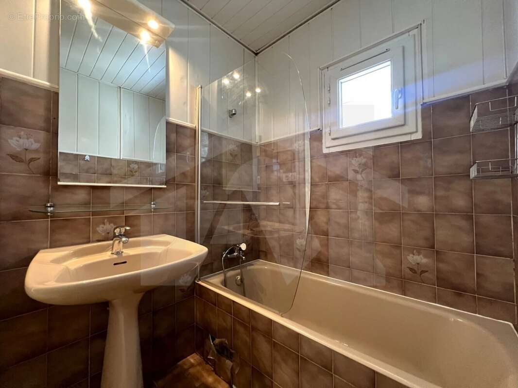 Appartement à SEYSSINET-PARISET