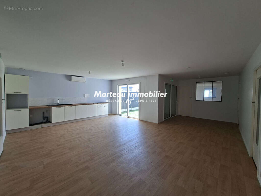 LA BAZOGE Maison  6 pièces 115.74m2 - photo 2