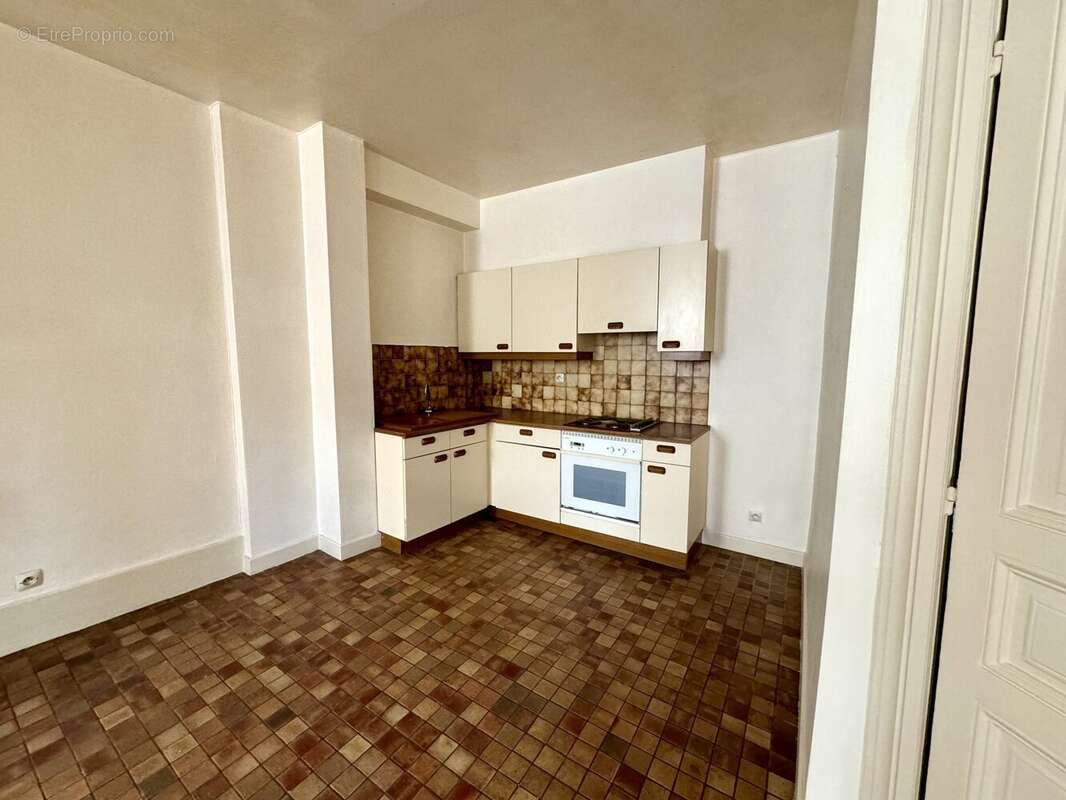 Appartement à CARCASSONNE