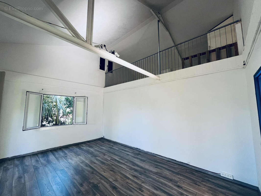 Maison à ENTRE-DEUX