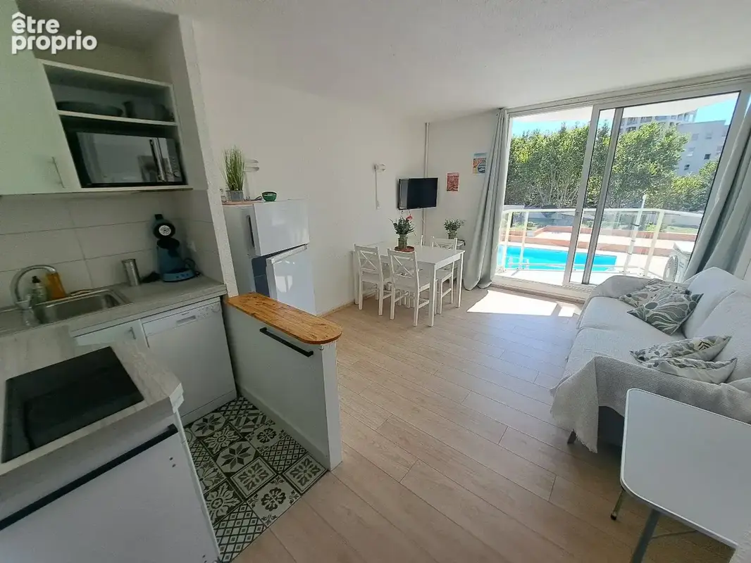 LE CAP D'AGDE  - CENTRE PORT - Appartement studio cabine + ascenseur + piscine - photo 5