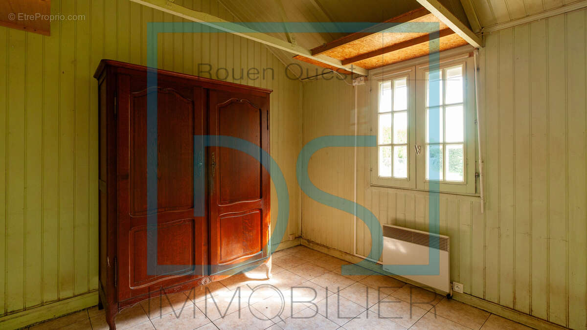 Maison à BUCHY