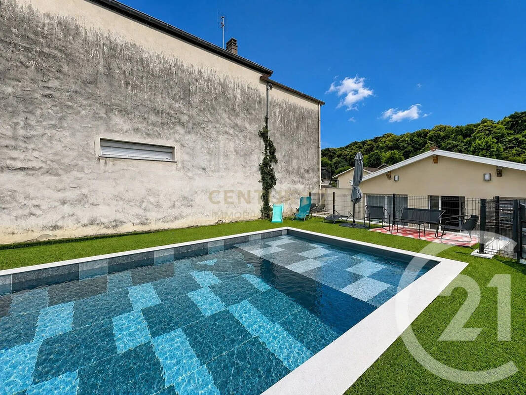 Maison à VAULX-MILIEU