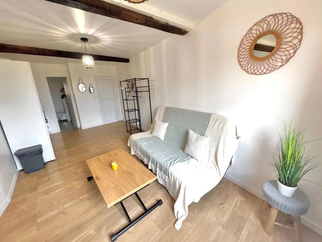 Appartement à CALLAS