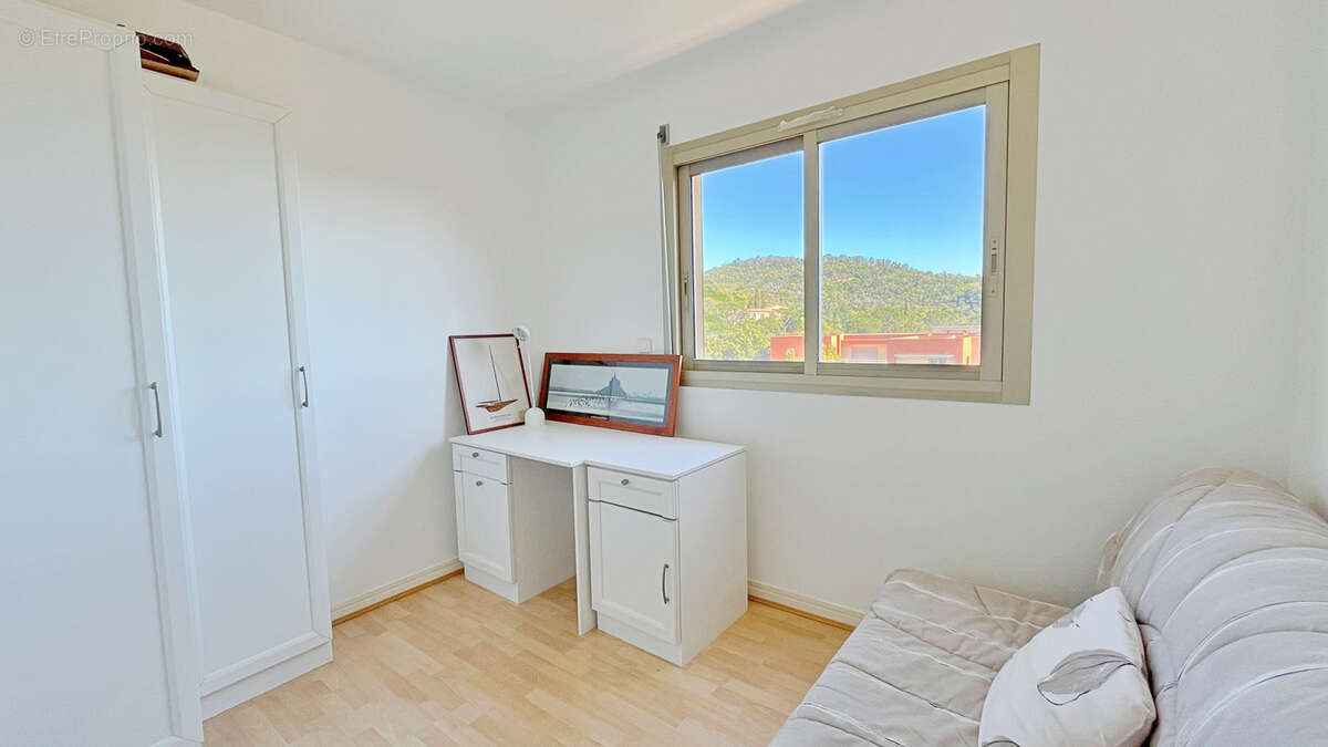 Appartement à MANDELIEU-LA-NAPOULE