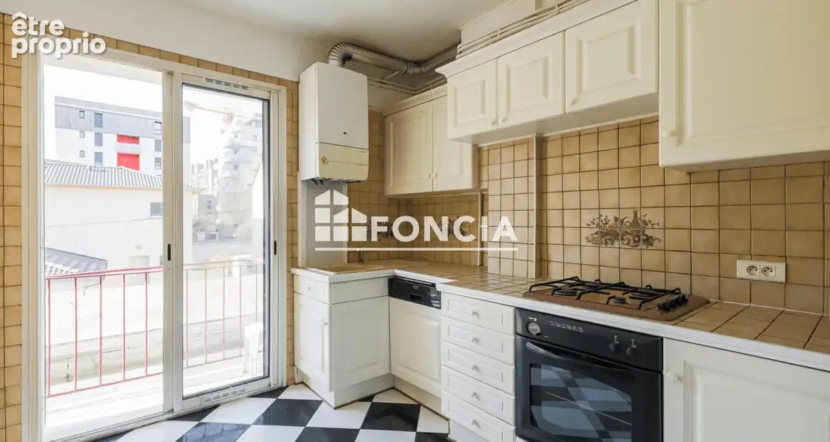 GRENOBLE, 139 rue des Alliés - T3 pour investissement locatif ! - photo 10