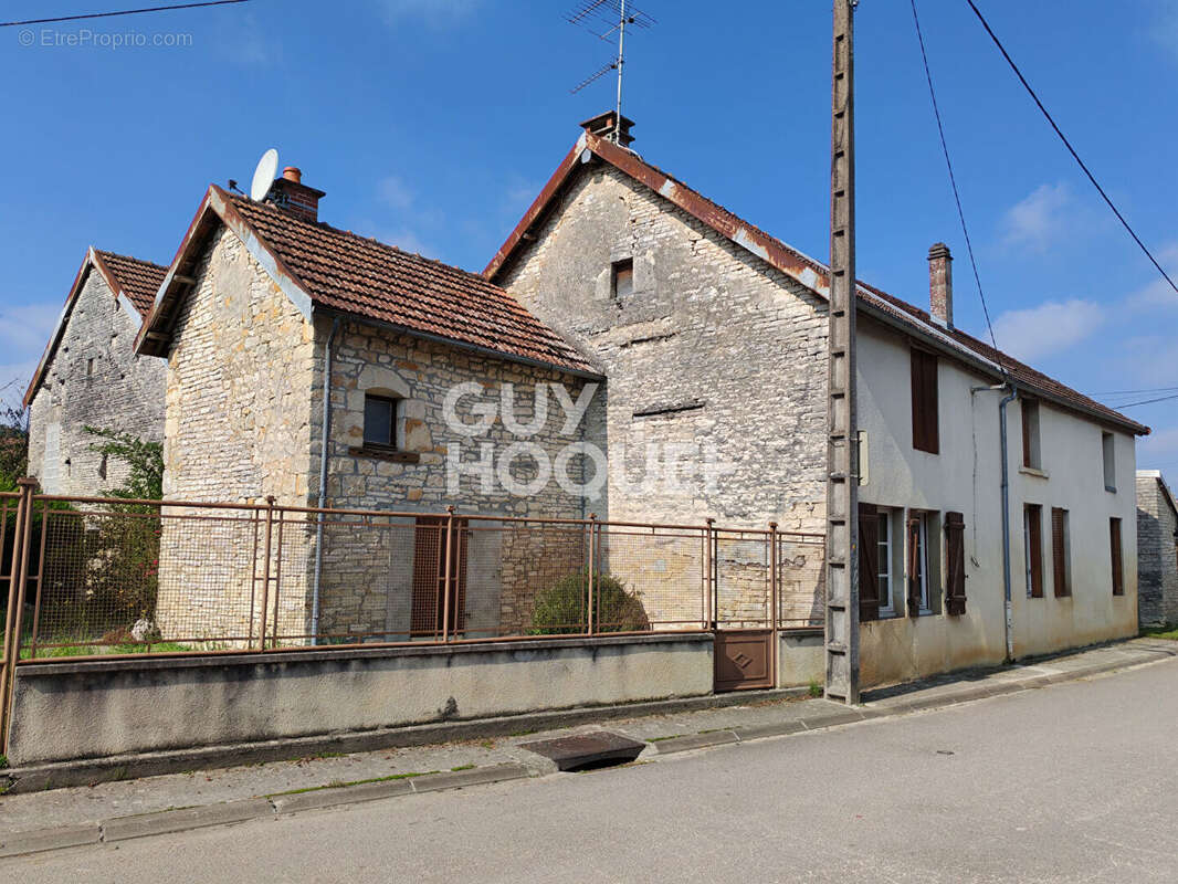 Charmante maison en pierre - photo 2