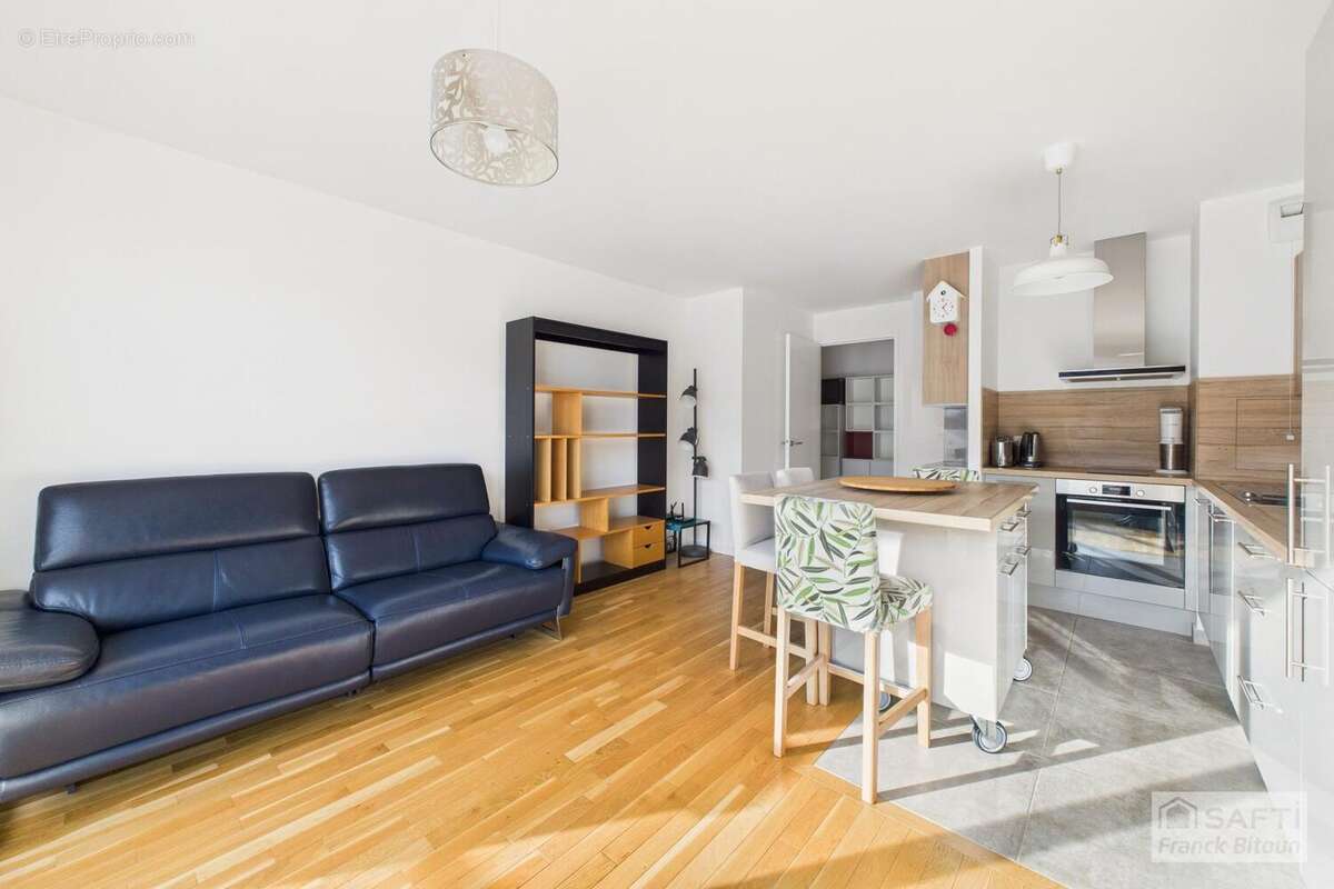 Photo 6 - Appartement à COURBEVOIE