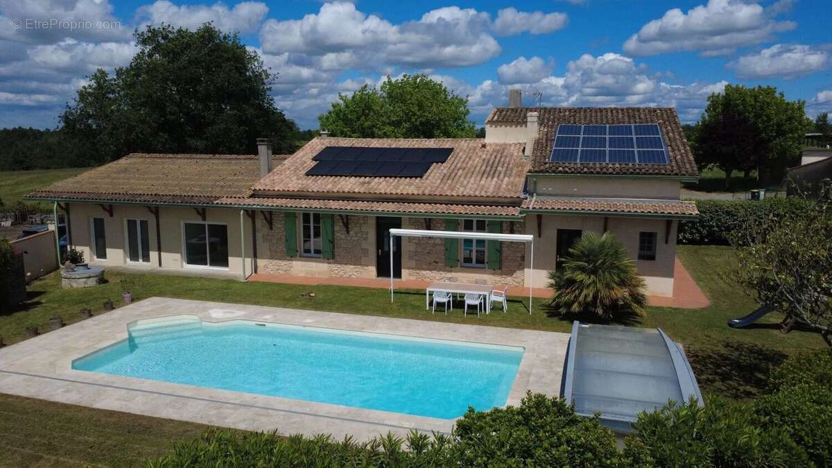 Maison à TARGON
