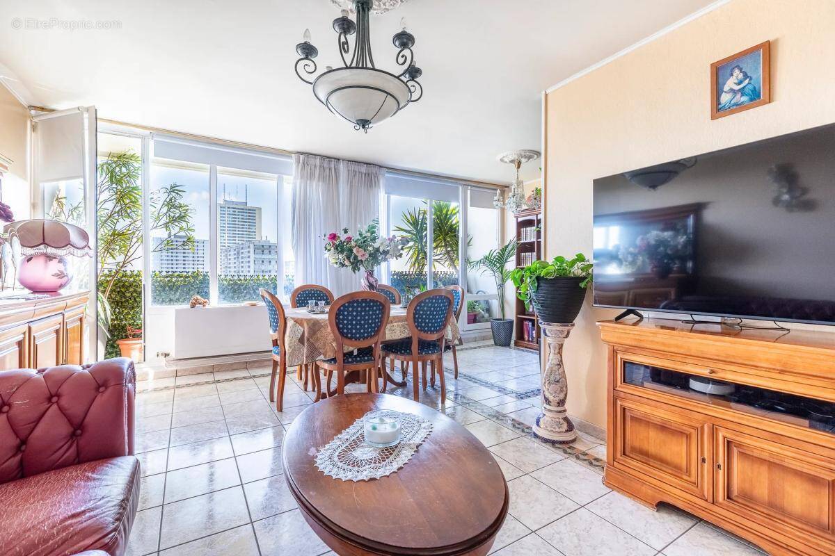 Appartement à BAGNOLET
