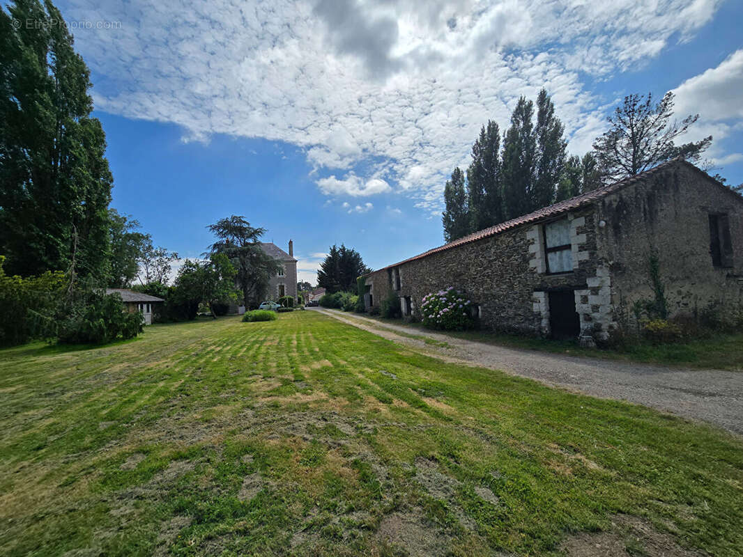 Maison à SAINT-AIGNAN-GRANDLIEU