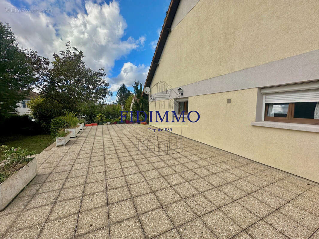 Maison à SUCY-EN-BRIE