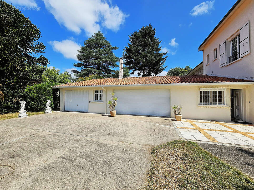 Maison à VILLENEUVE-SUR-LOT