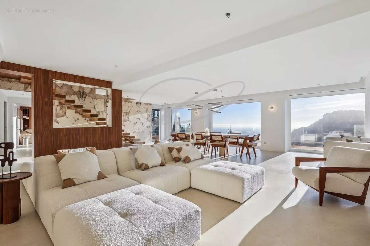 Maison à ROQUEBRUNE-CAP-MARTIN