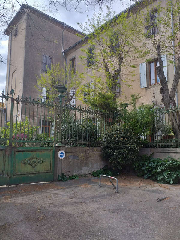 Maison à FONTCOUVERTE