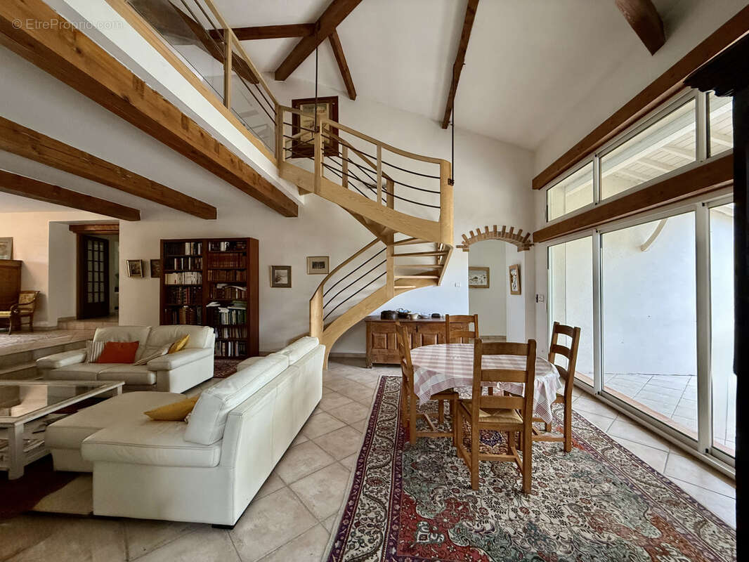 Maison à L&#039;ISLE-JOURDAIN