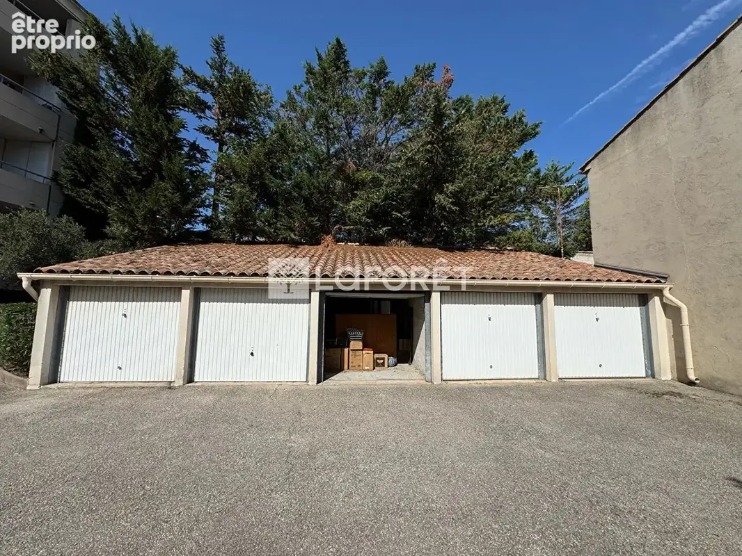Appartement Roquefort La Bedoule T2 (possible T3) 54 m² avec terrasse et box garage - photo 8