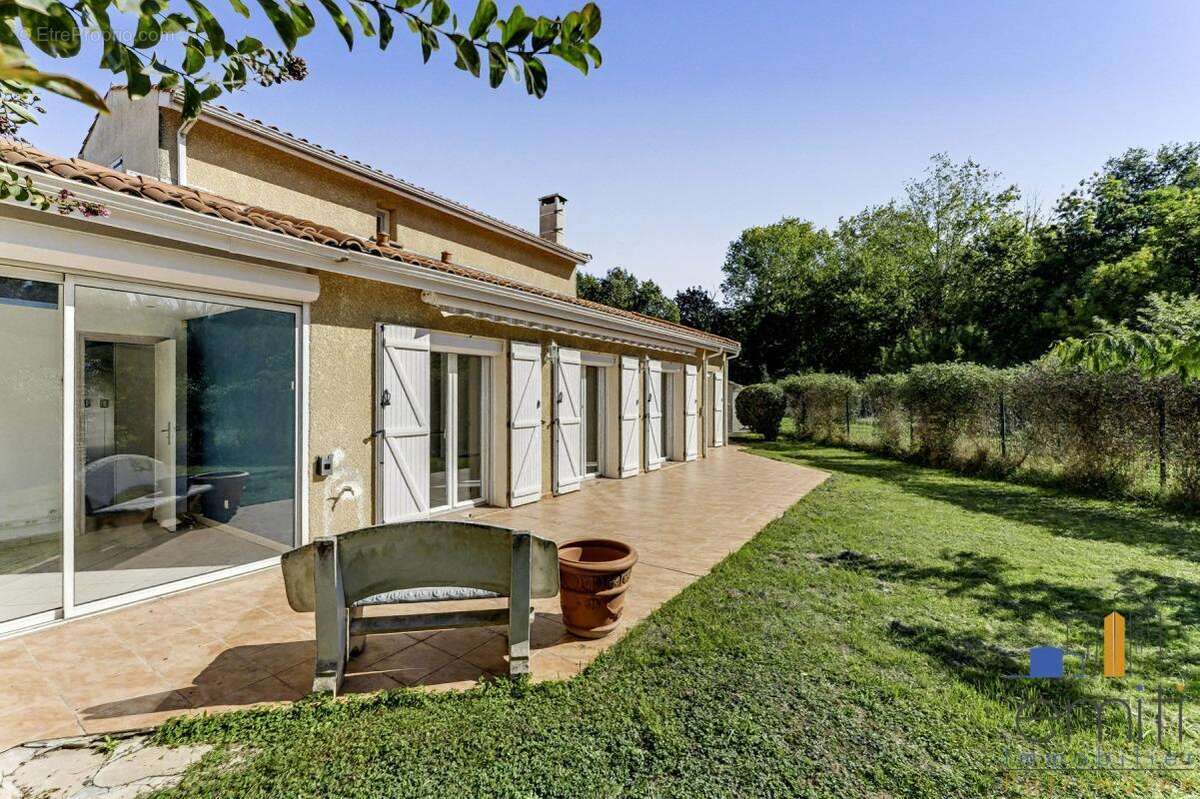 Maison à FONBEAUZARD