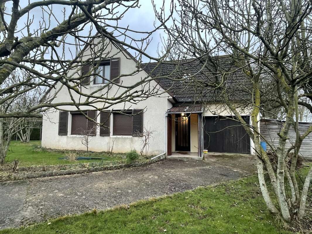 Maison à BERNAY