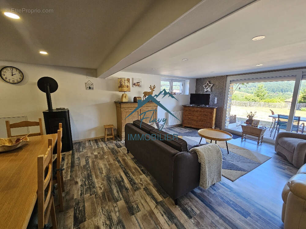 Appartement à LE THOLY