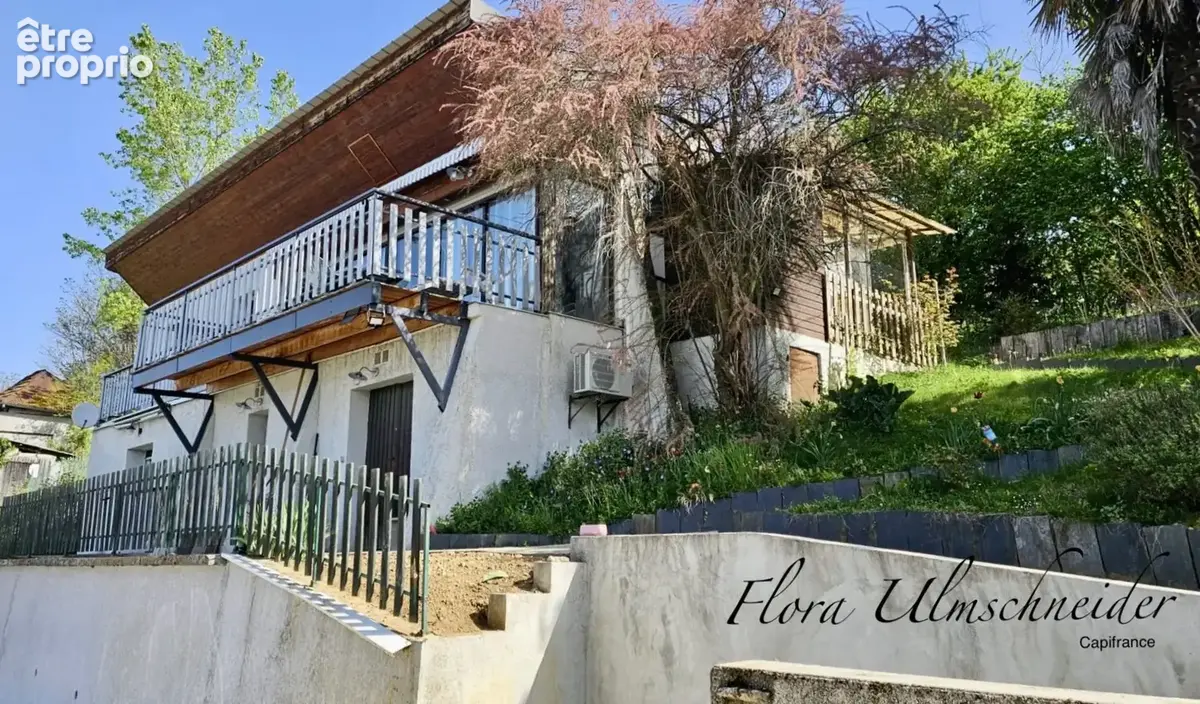 Maison lumineuse d'env. 137 m² avec vue exceptionnelle à vendre à CHINDRIEUX (73). Dépendances, terrain, proche lac du Bourget.  - photo 6