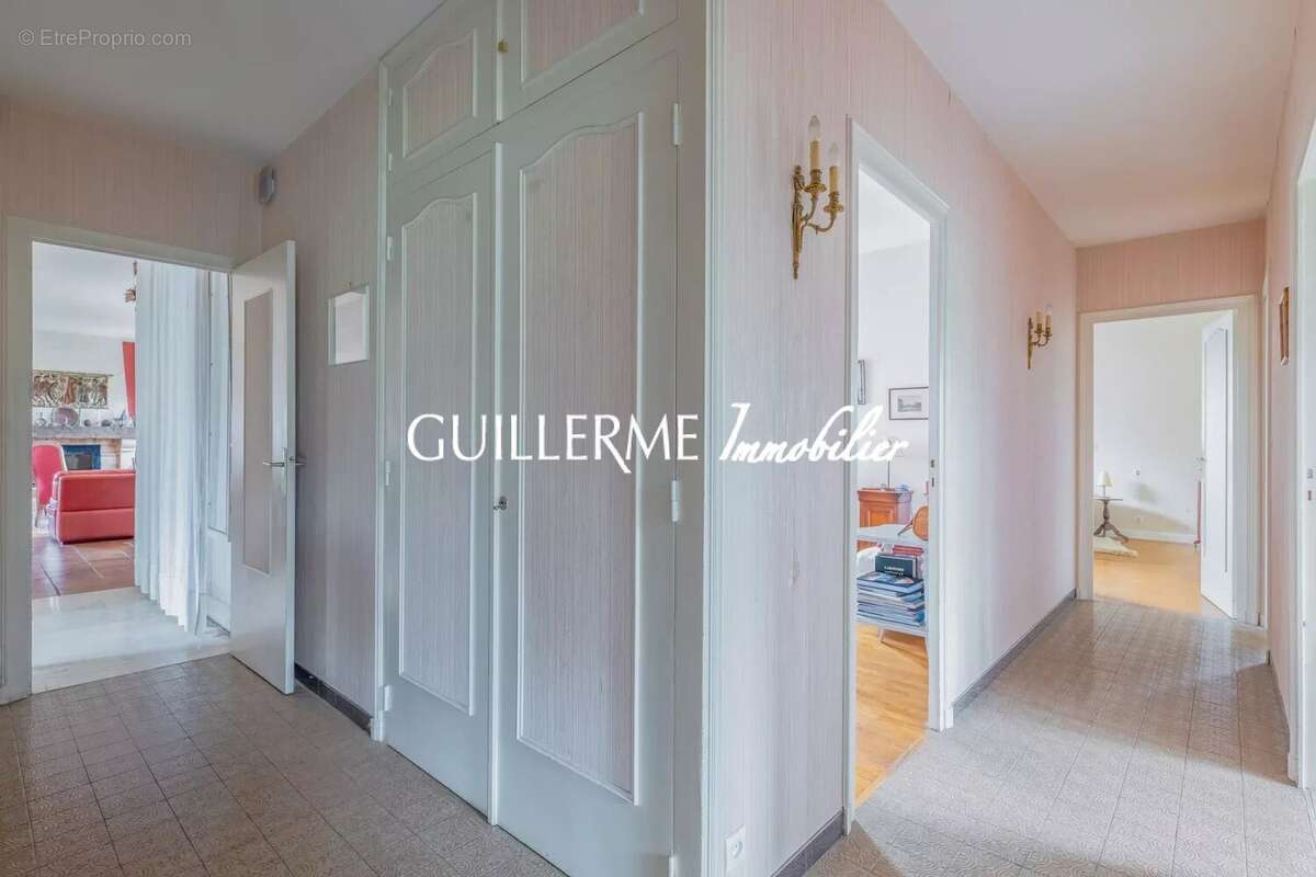 Maison à DARDILLY