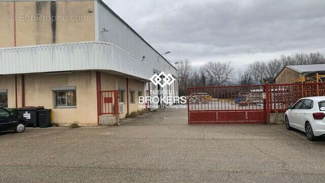 côté sud - Commerce à JONQUIERES