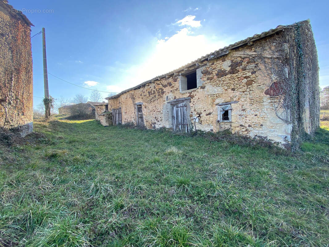 Maison à BIRON