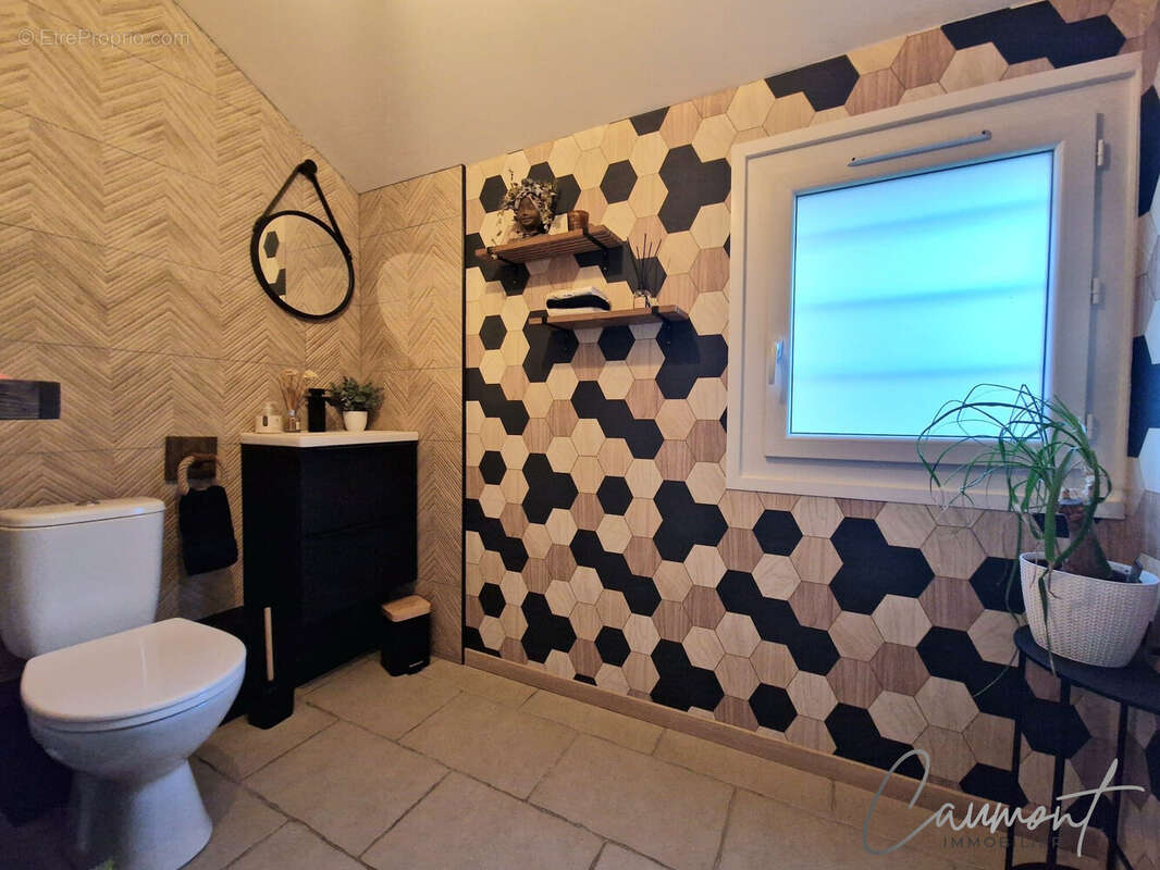 Maison à SAINT-GILLES-DE-CRETOT