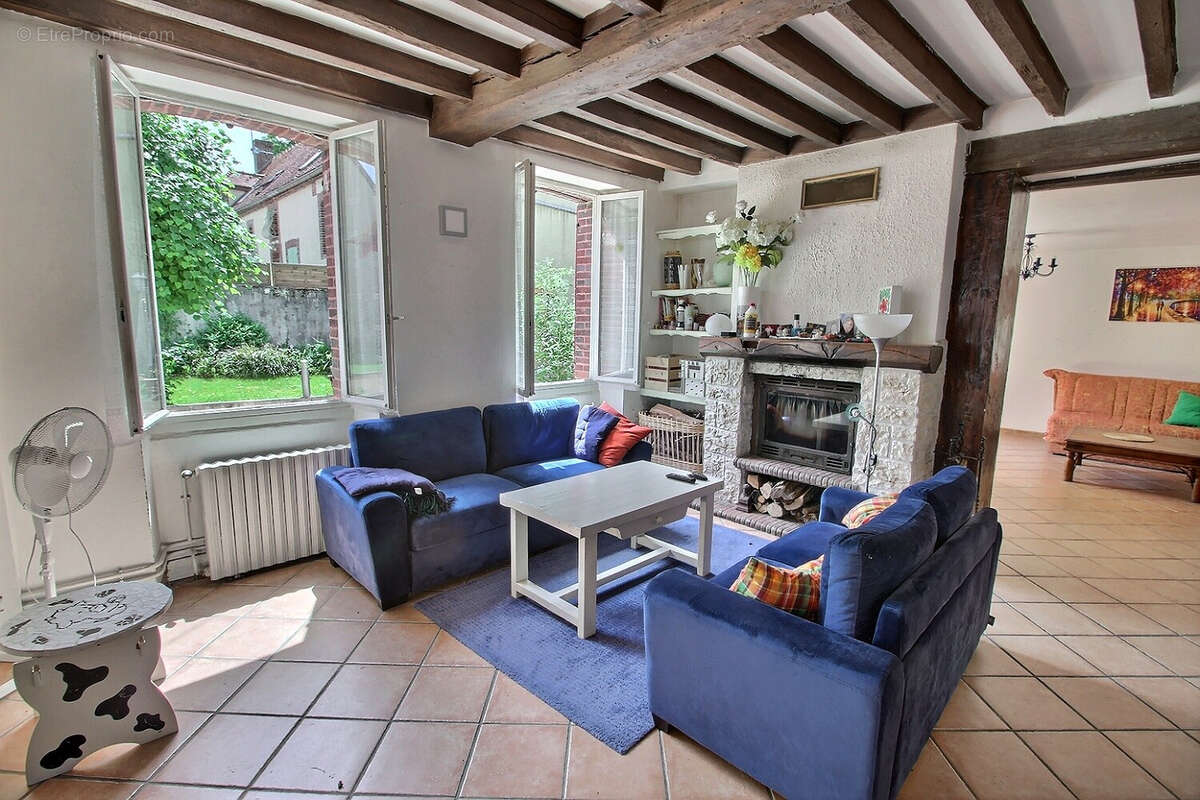 Maison à CHAILLEY