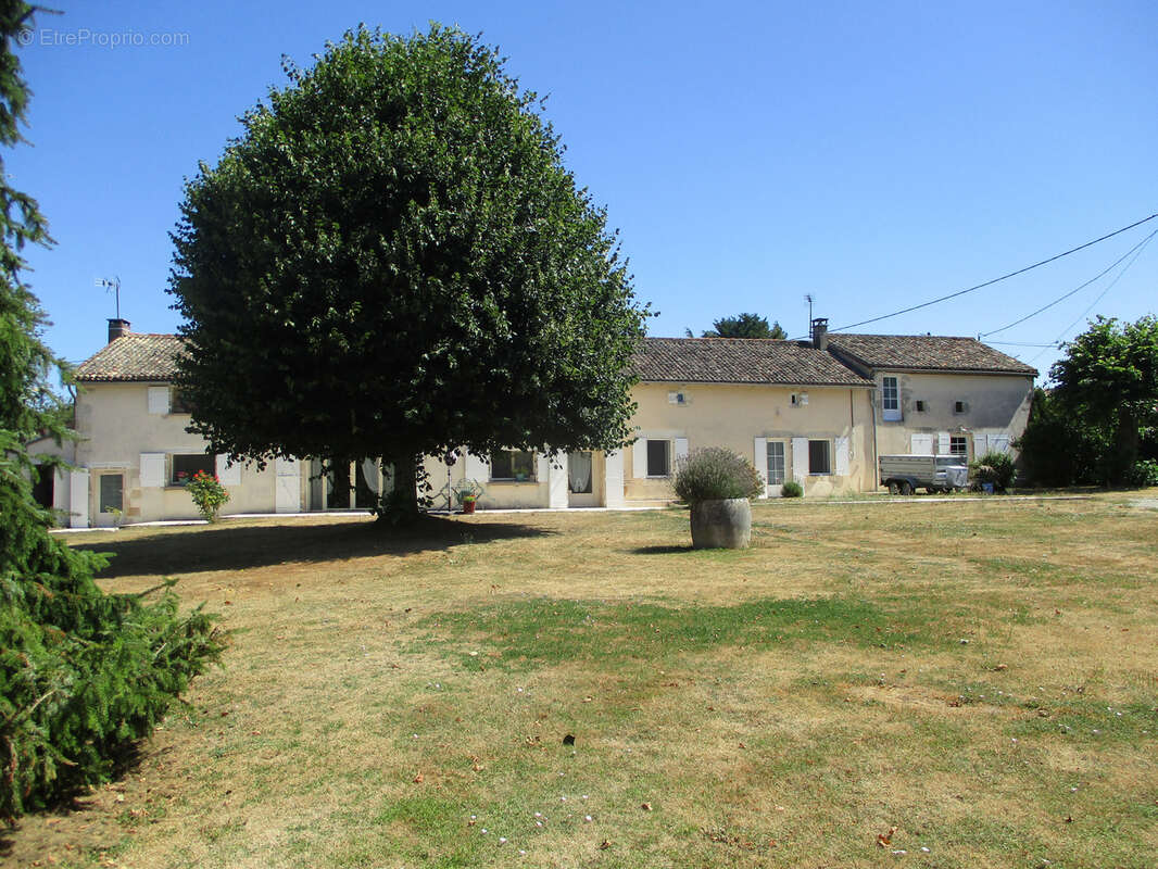 Maison à CEAUX-EN-COUHE