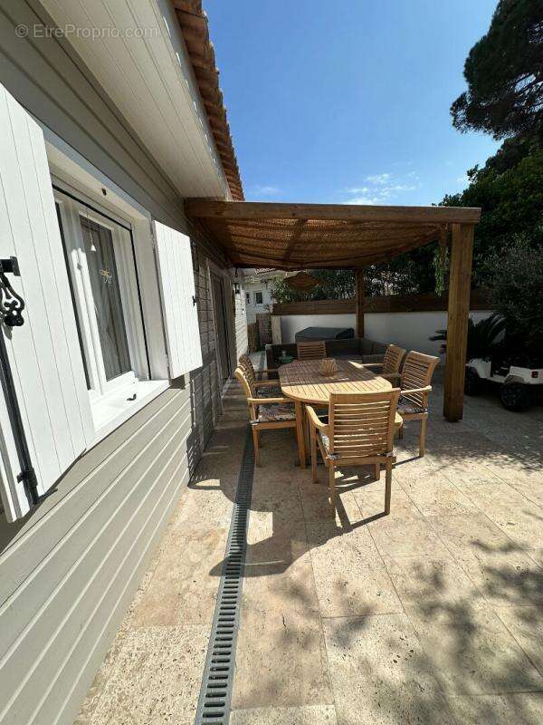 Maison à GASSIN
