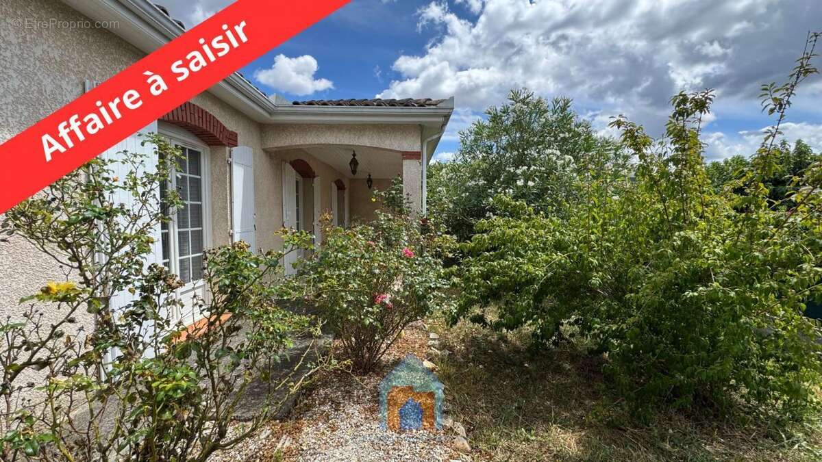 Maison à MONDONVILLE