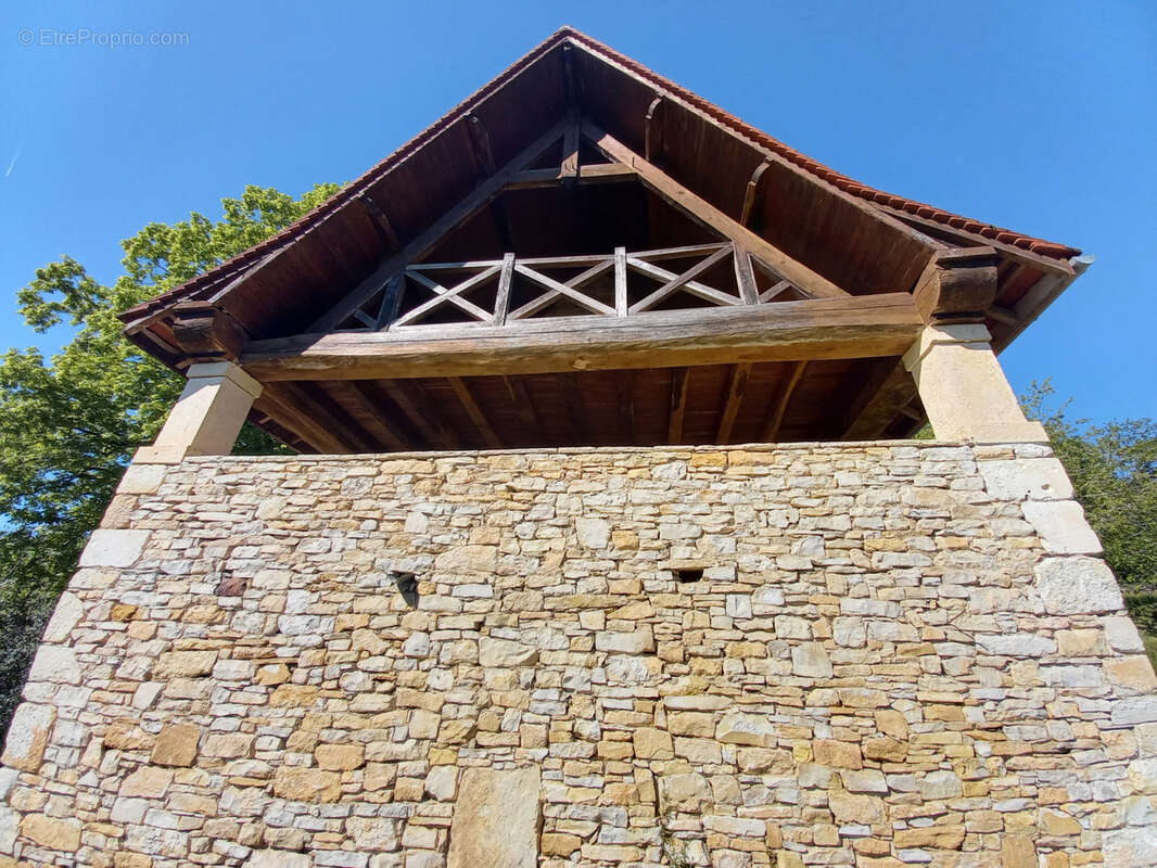 Maison à ALLAS-LES-MINES