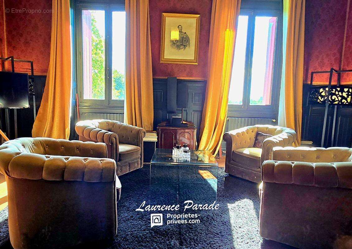 Maison à SAINT-FRONT-DE-PRADOUX