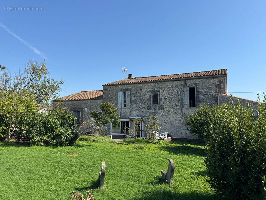 Maison à ROCHEFORT