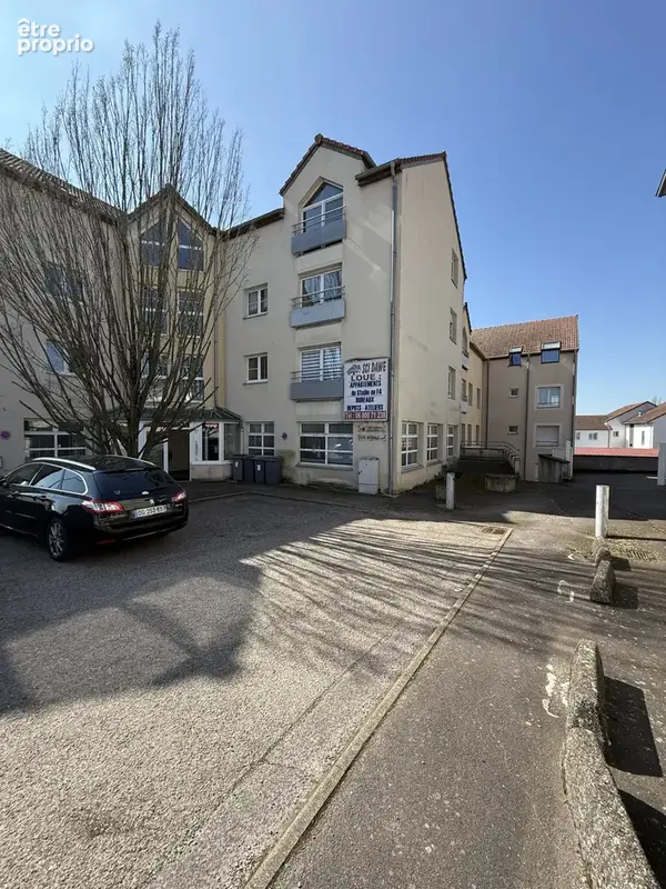 Ancienne étude notariale de 153m2   Bureaux avec fort potentiel au cœur de Faulquemont - photo 4