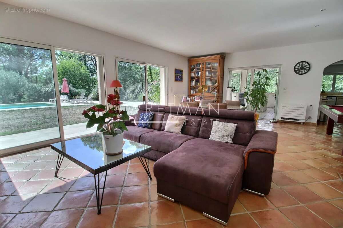 Maison à FAYENCE