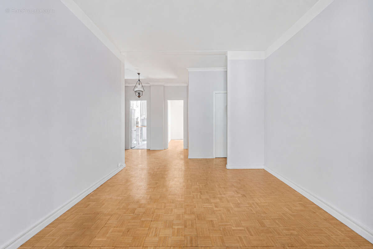 Appartement Paris 3 pièce(s) 60.52 m2 - photo 5