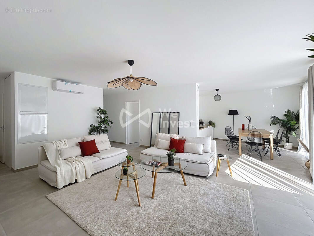 Appartement à MAUGUIO
