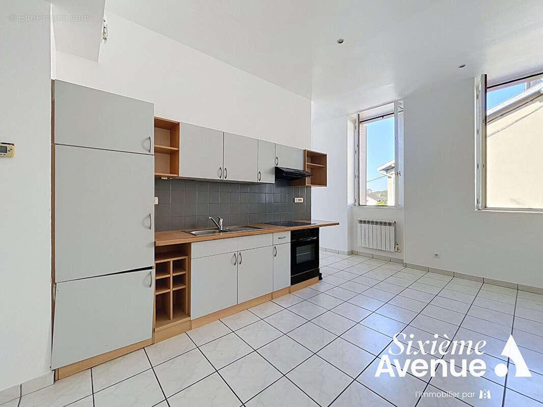 Appartement Saint Symphorien d'Ozon 2 pièces 40 m² - photo 4