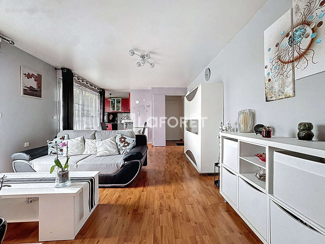 Appartement à LIEUSAINT