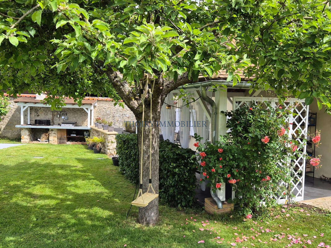 Maison à ORGERUS