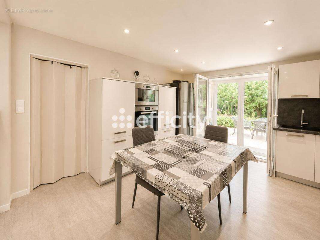 Maison 180 m² à Montgeron  - photo 35