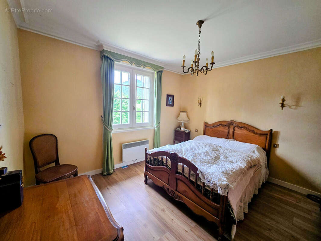 Maison à SAINT-GERMAIN-LAPRADE