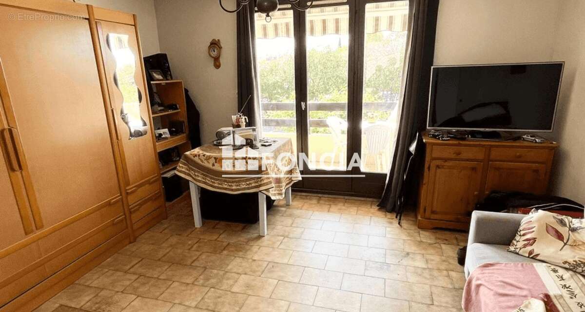 Appartement à LA LONDE-LES-MAURES