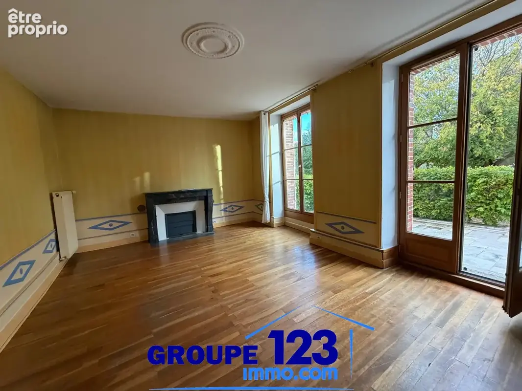 Seignelay   élégante maison bourgeoise du xixe siècle avec dépendance et jardin - photo 3