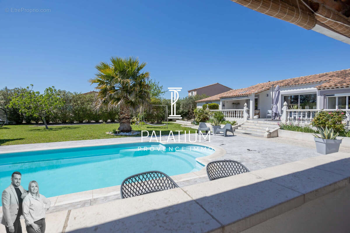 Maison à PELISSANNE