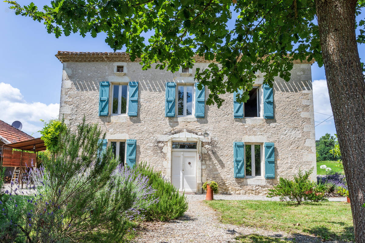 Maison à LAUZERTE